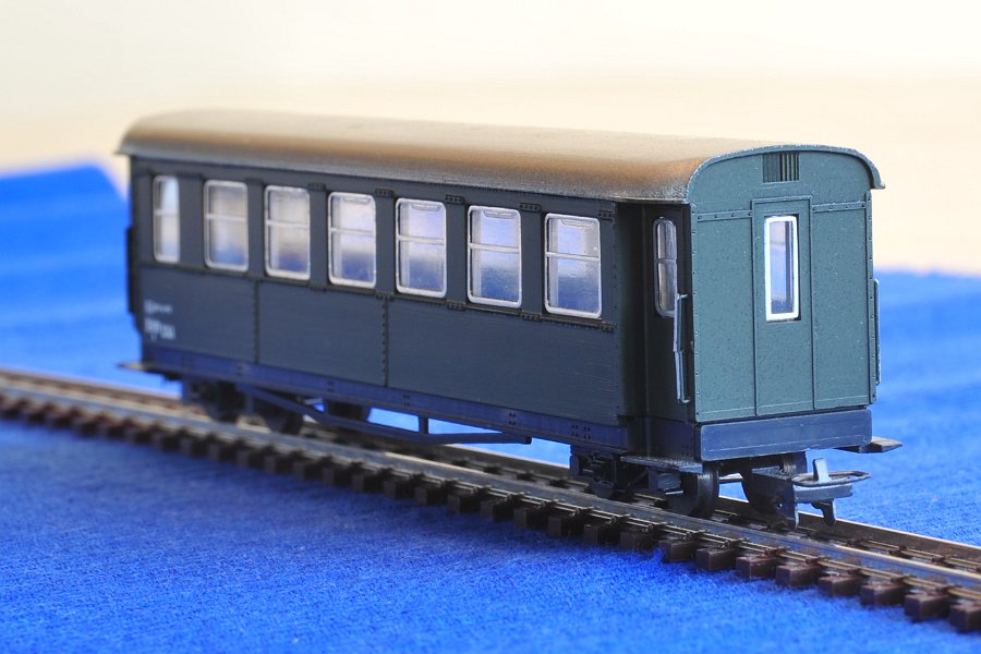 Liliput 4 achsiger Personenwagen 3246 02